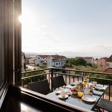 Bubi Apartments Малинска Экстерьер фото