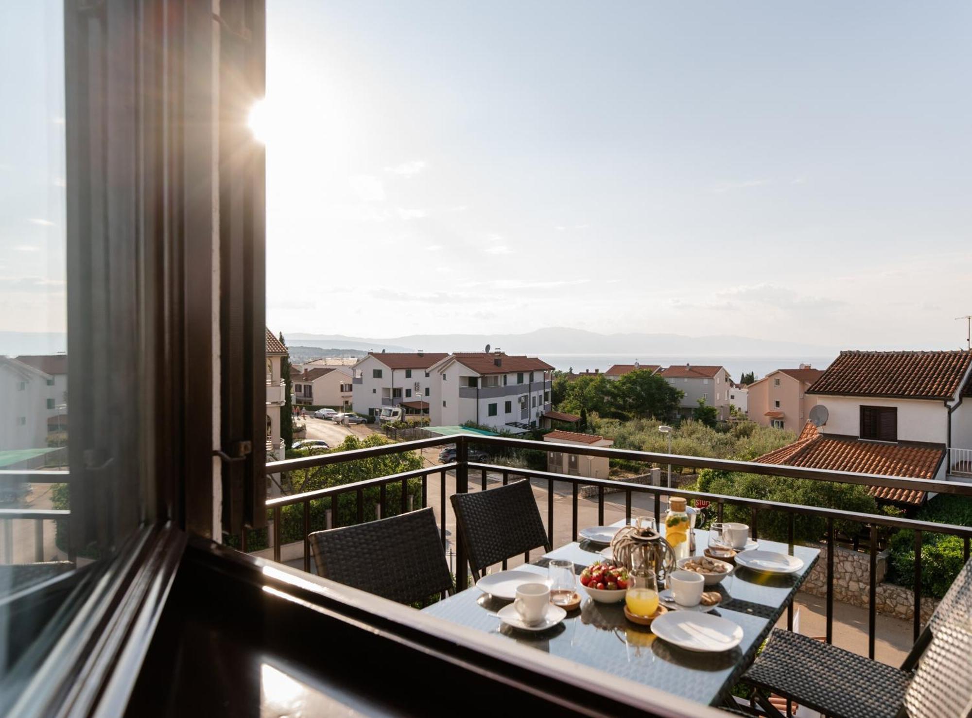 Bubi Apartments Малинска Экстерьер фото