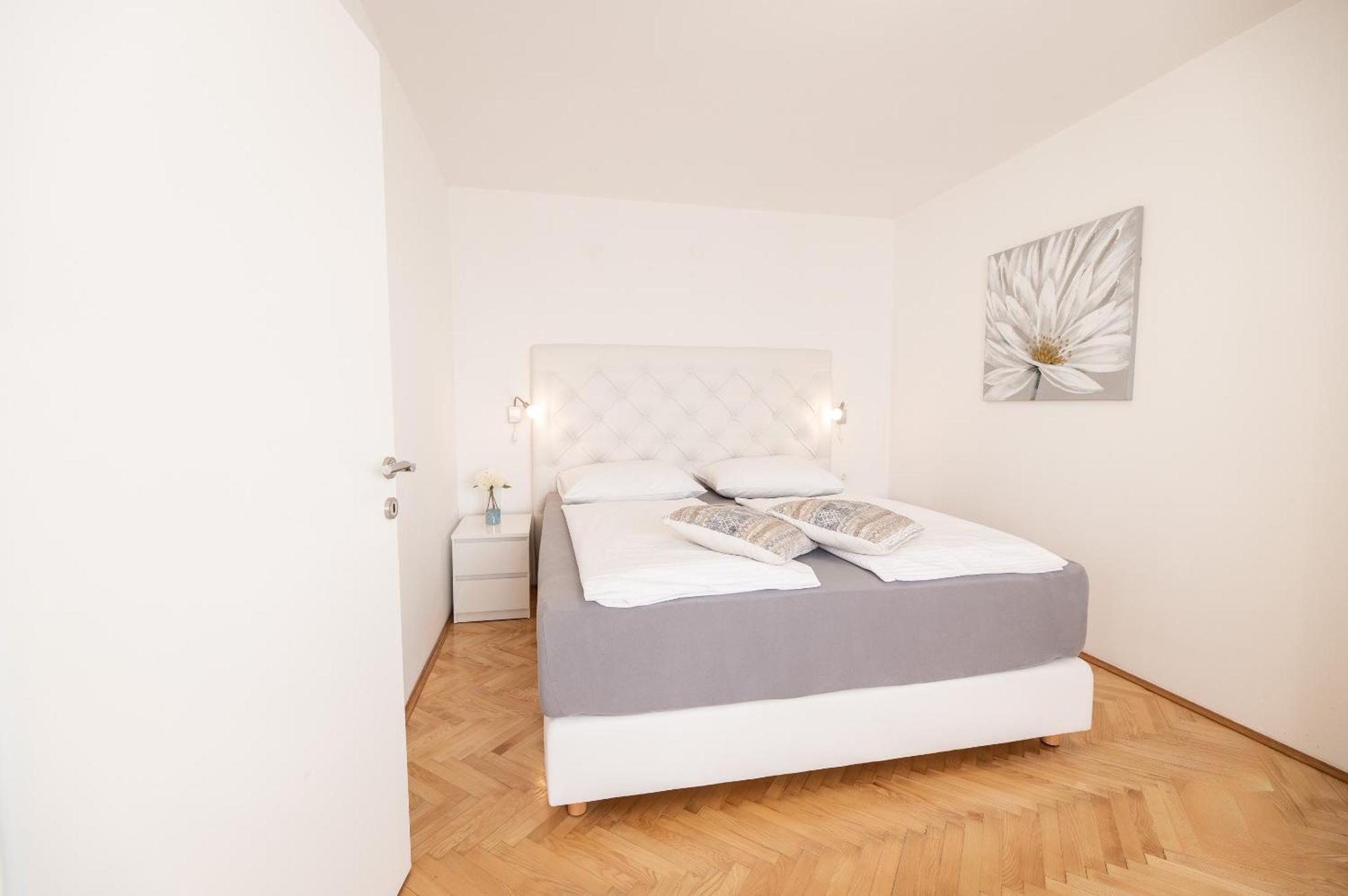 Bubi Apartments Малинска Экстерьер фото
