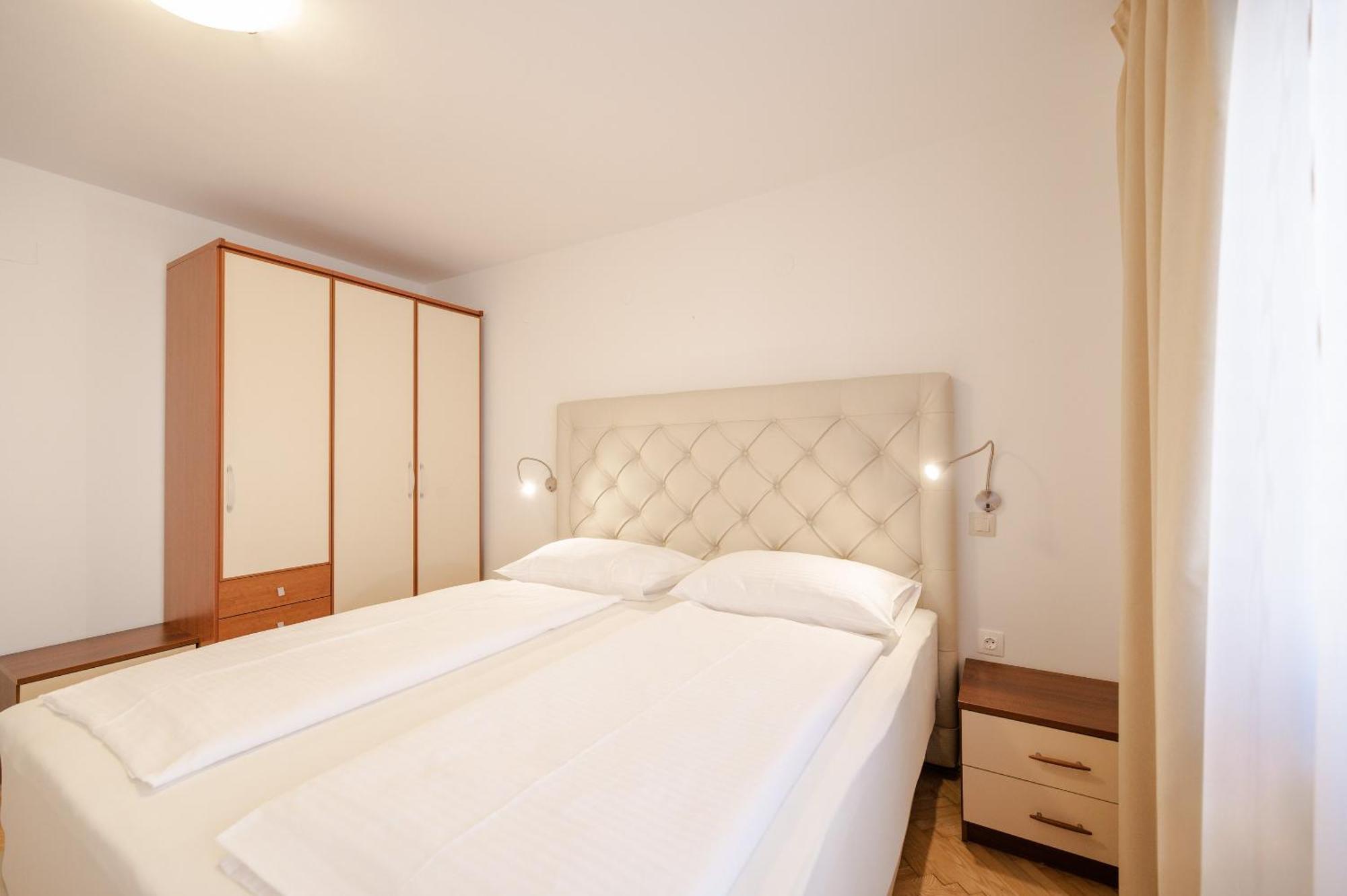 Bubi Apartments Малинска Экстерьер фото
