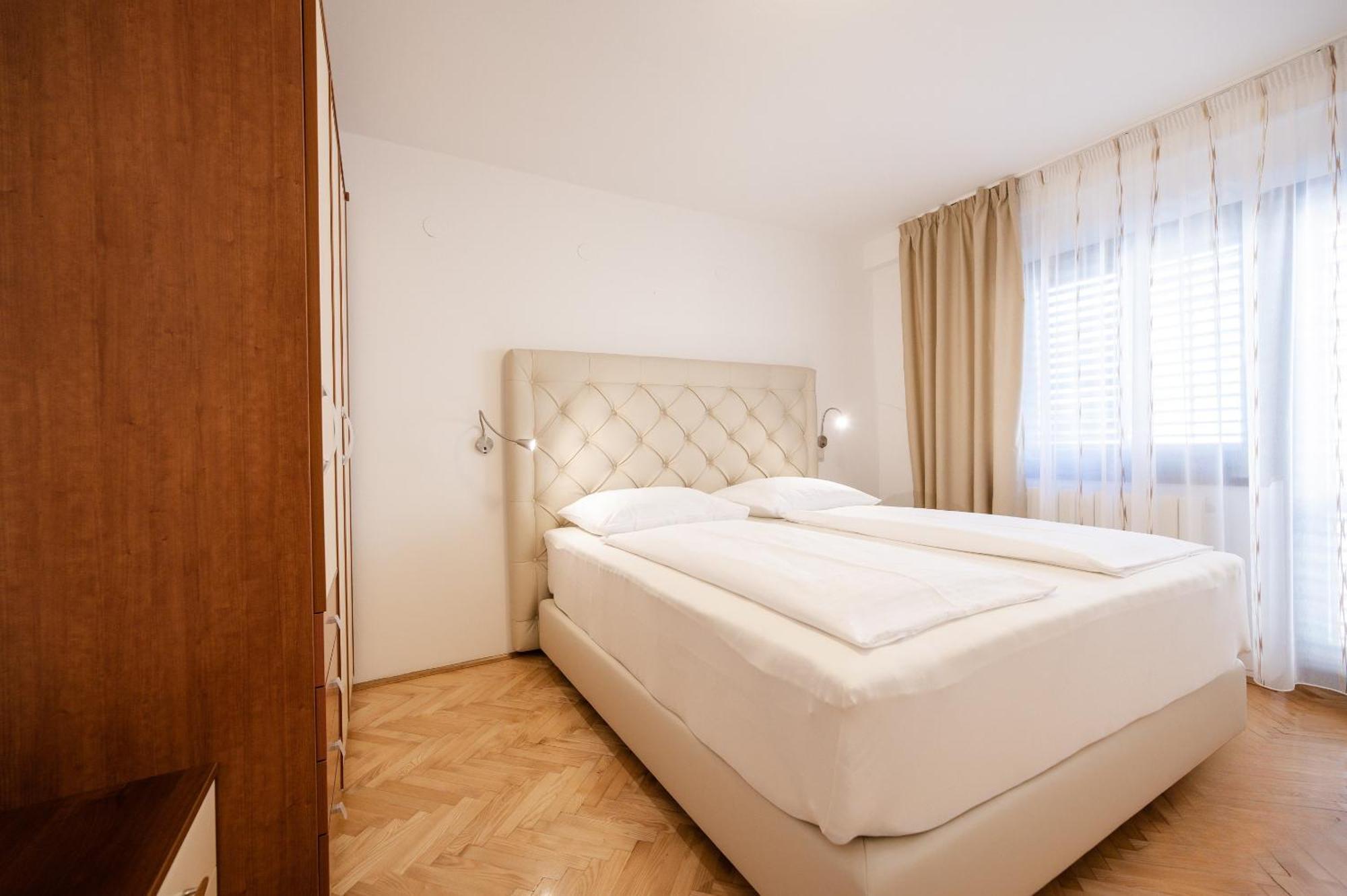 Bubi Apartments Малинска Экстерьер фото