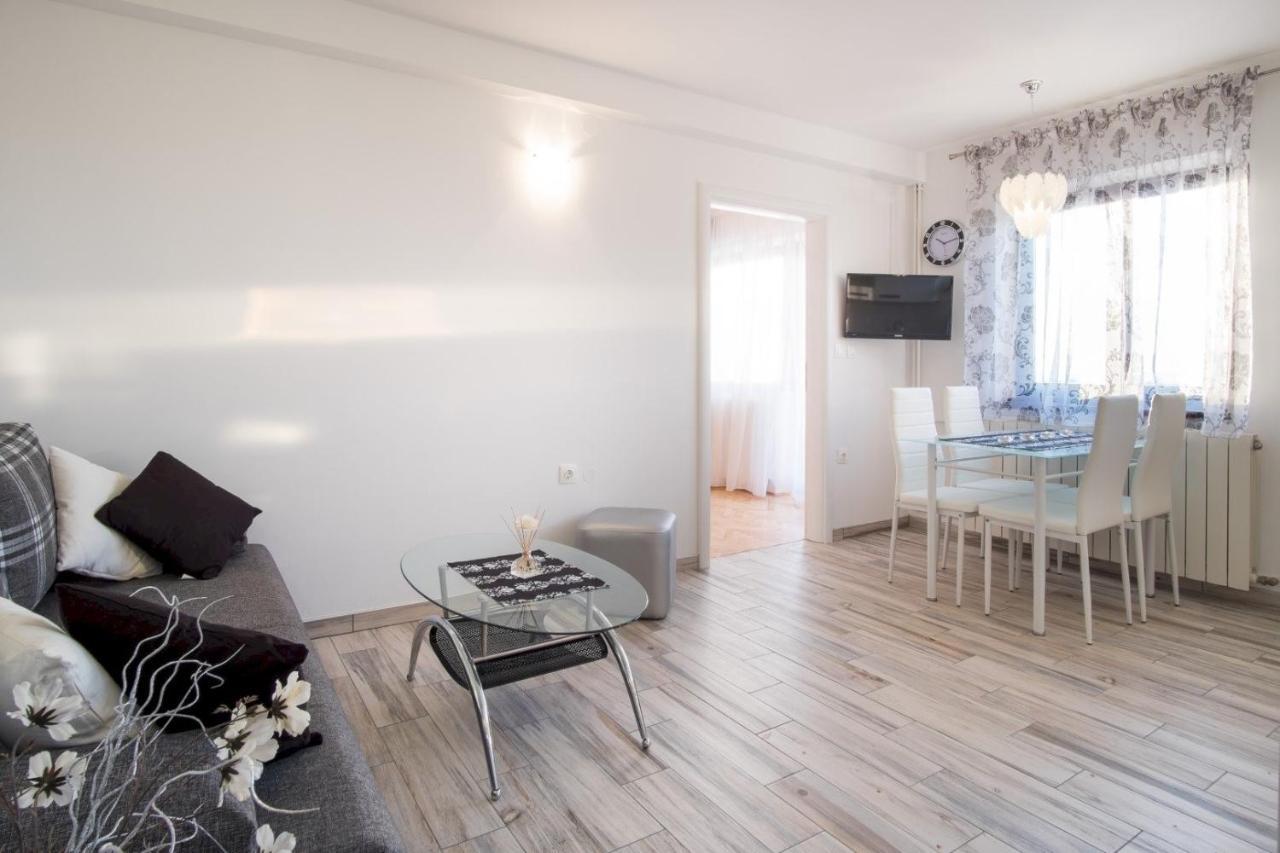 Bubi Apartments Малинска Экстерьер фото