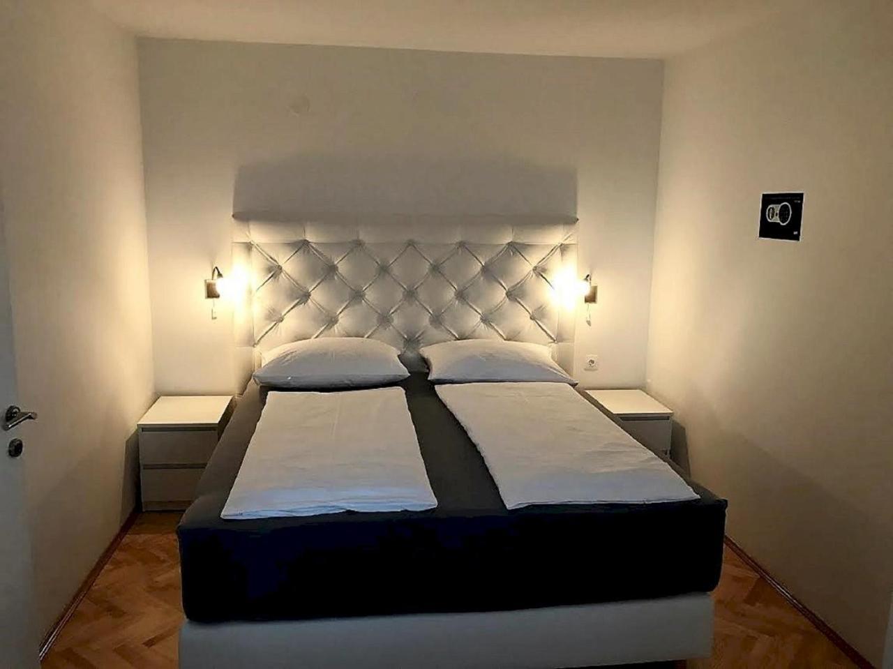 Bubi Apartments Малинска Экстерьер фото